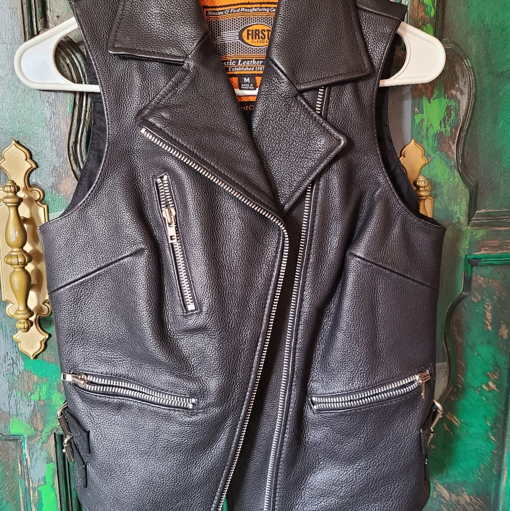 Classic Leather Gear